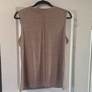 📌3 for $20📌Sleeveless Tan Women's Top size L